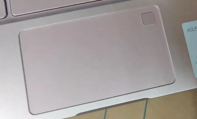 Touchpad of Asus VivoBook S14 S403JA 