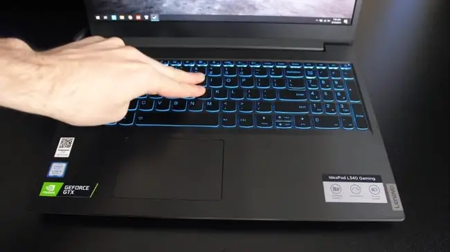 Keyboard flex on Lenovo IdeaPad L340 | screen colour gamut of Lenovo IdeaPad L340 Laptop | Lenovo IdeaPad L340 Full Specs and Features | Lenovo | IdeaPad L340 | Lenovo IdeaPad L340 Laptop | Laptop Lenovo IdeaPad L340 SCG keyboard